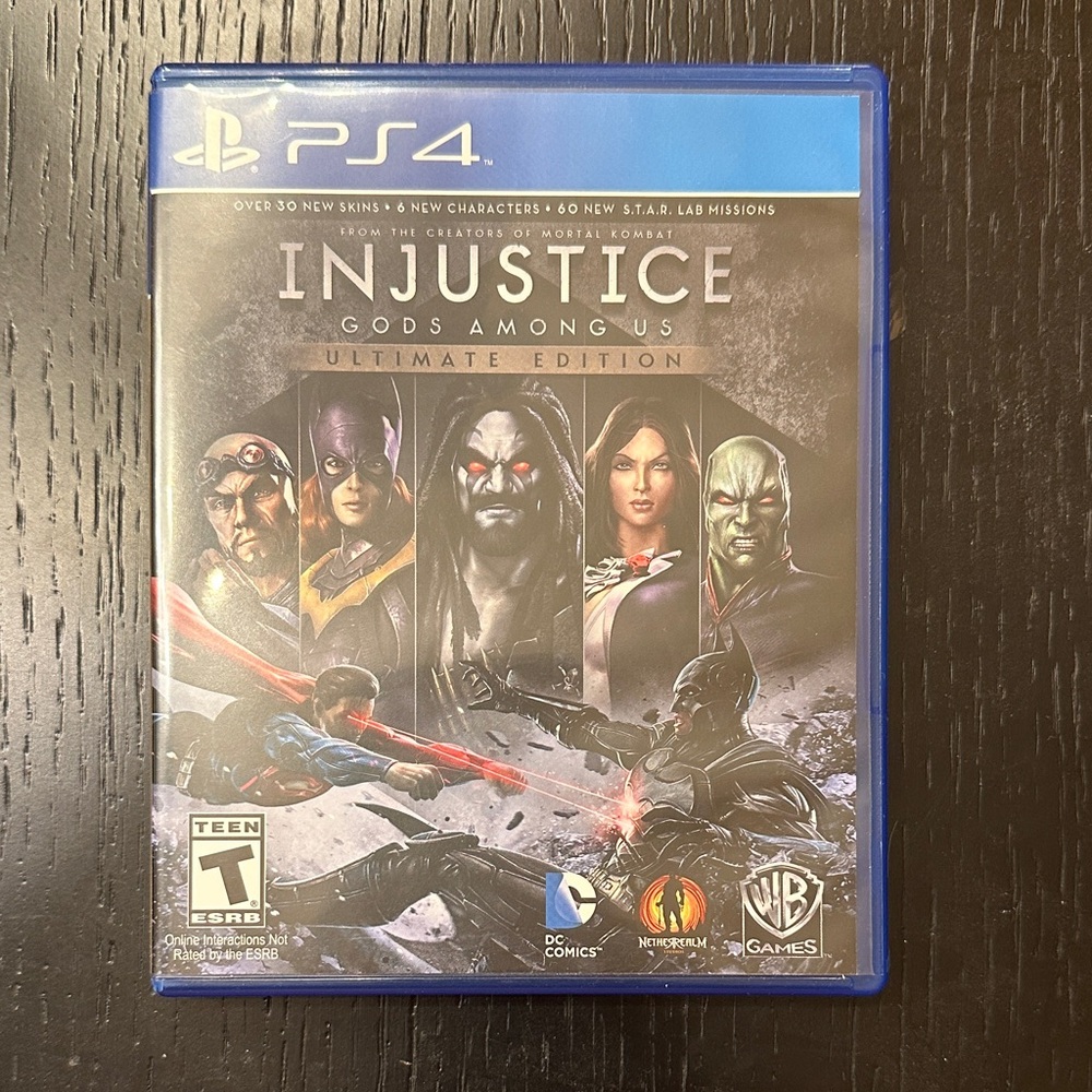 Injustice: Gods Among Us Ultimate Edition for PS4 - Blue Case